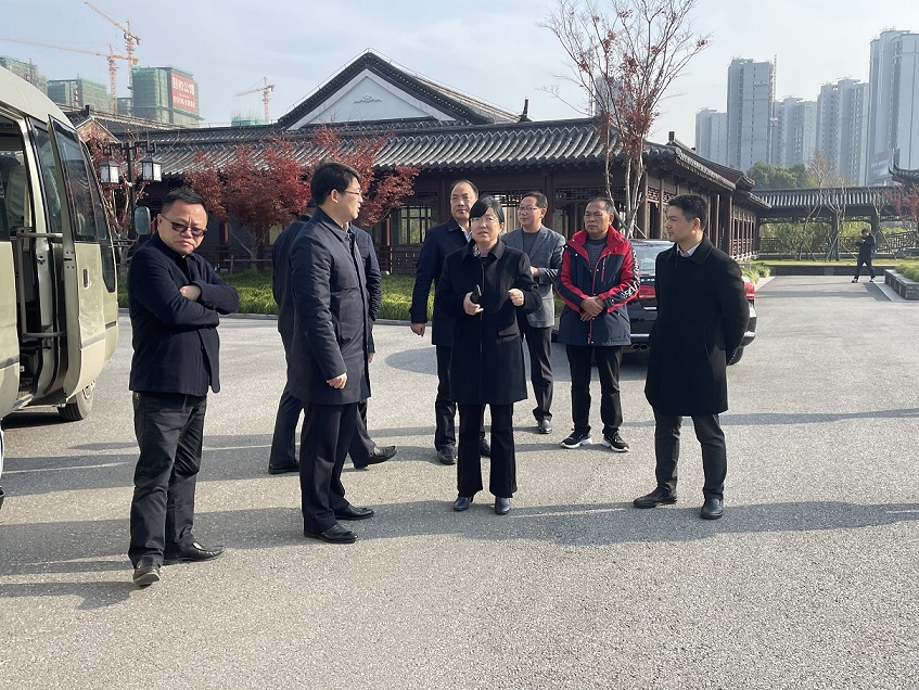 淮安市洪澤區來(lái)邗考察揚州西花園修改.jpg 淮安市洪澤區來(lái)邗考察揚州西花園修改.jpg